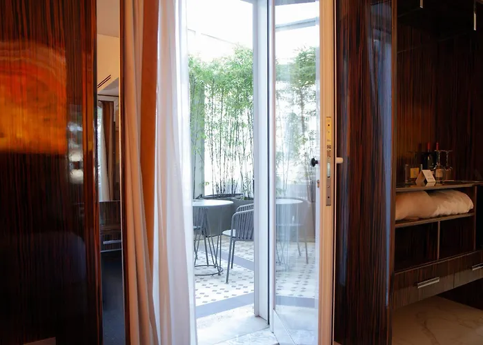 Le Boutique 4* Rome